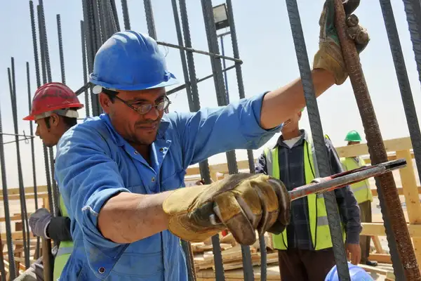 Trabajo y dignidad: El ser humano como responsable de la obra de Dios