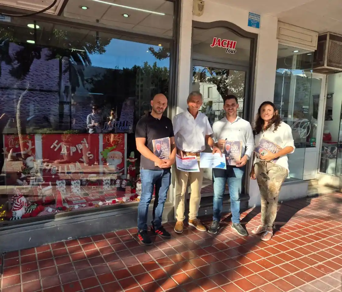 Jachi Tour donó el premio del Concurso VIdrieras Navideñas