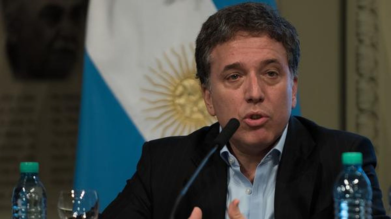 Proyecto de Presupuesto: 3,5% de crecimiento, 10% de inflación y 3,2% de déficit