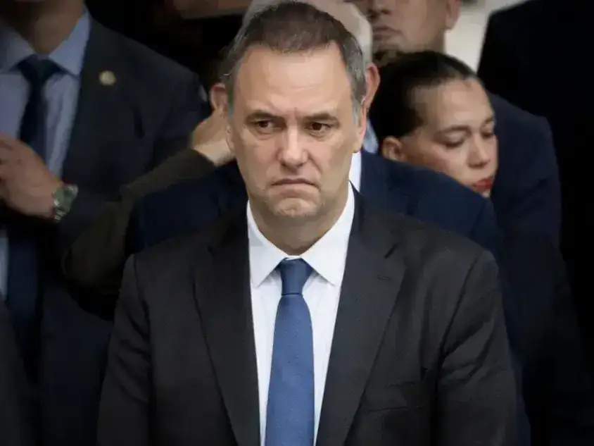 Renunció Adorni: fin para el hombre más defendido del Gabinete