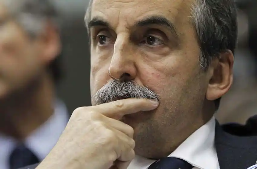 Condenaron a Guillermo Moreno a dos años en suspenso por «amenazas» en una asamblea de Papel Prensa