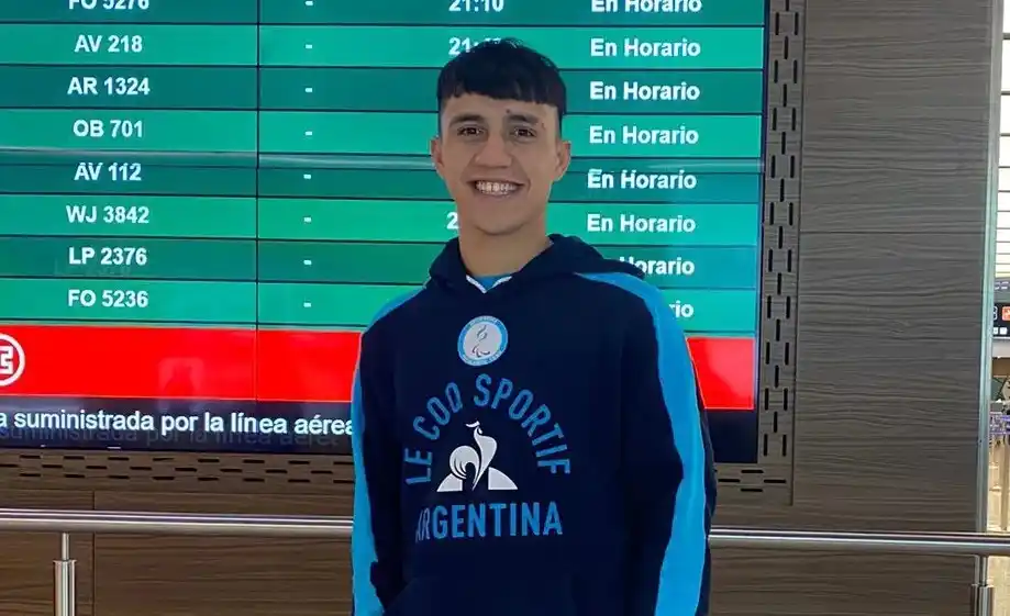 Miguel Galeano en la salida desde Ezeiza. (Foto: ENARD)