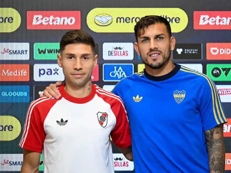 Gonzalo Montiel y Leandro Paredes