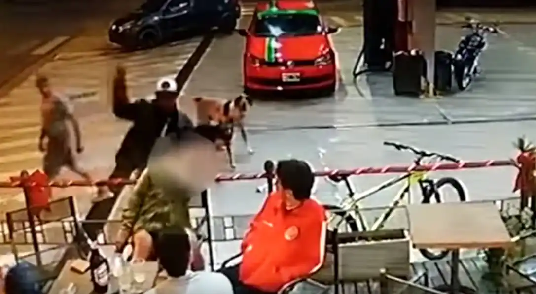 Video: En confuso episodio, agredió con un machete a una persona