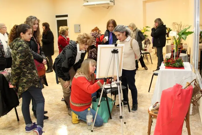 Pinturas y arreglos florales