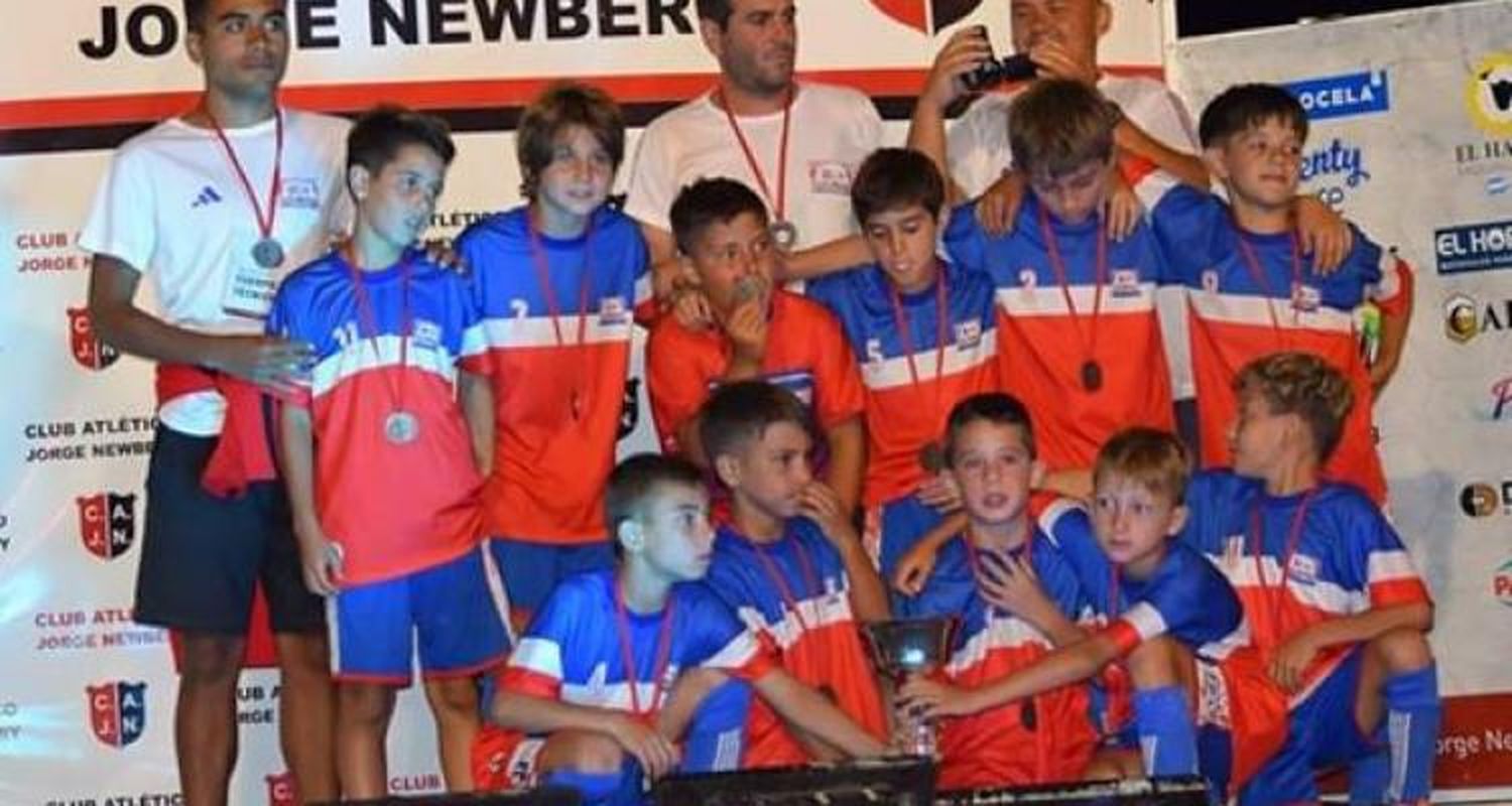 La 2010 de Pescadores gritó campeón en Rojas
