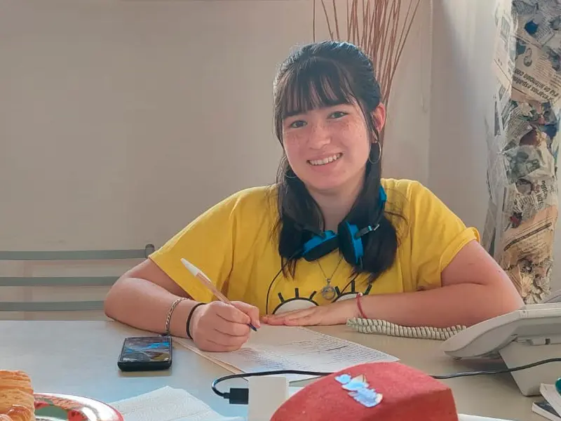 Araceli organizó una rifa para celebrar sus 15
