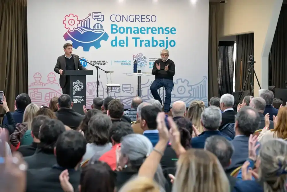 Axel Kicillof en el cierre del Primer Congreso Bonaerense del Trabajo, en Mar del Plata.