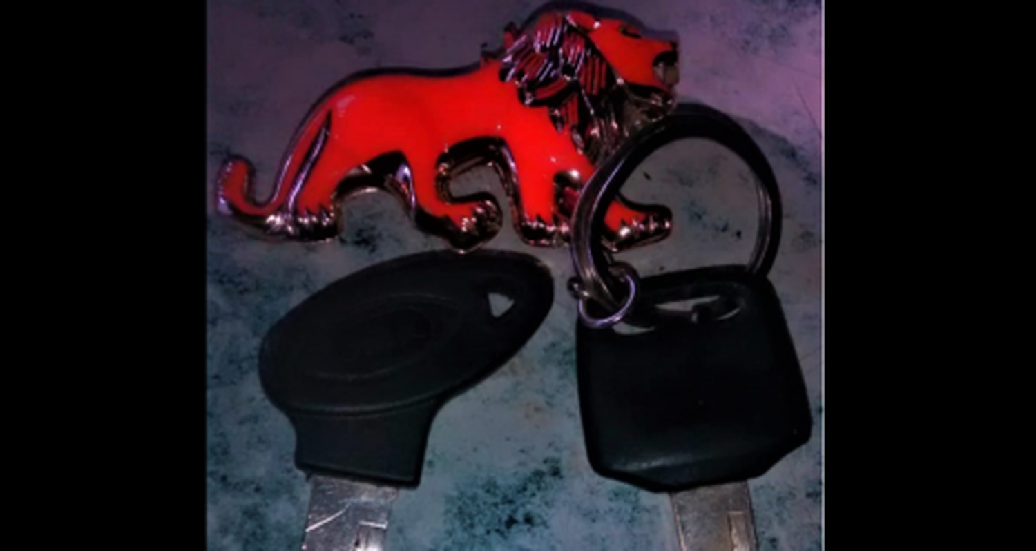 Encontraron llaves de moto en calle Casella