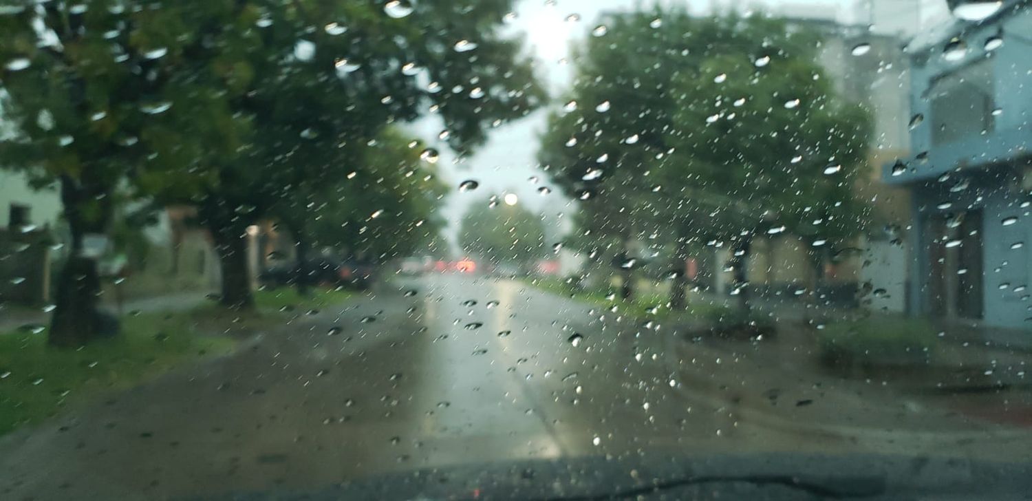 Rige un alerta amarillo por tormentas fuertes y lluvias intensas