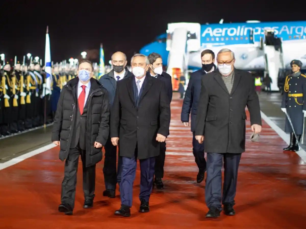 Tras las críticas del kirchnerismo, Alberto Fernández se enfoca en su gira por Europa