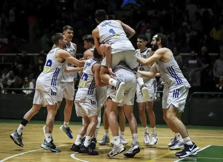 Boca superó a Ferro y ratificó
su ventaja en el mano a mano