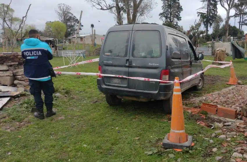 Un fletero se bajó a entregar un pedido y le robaron la camioneta