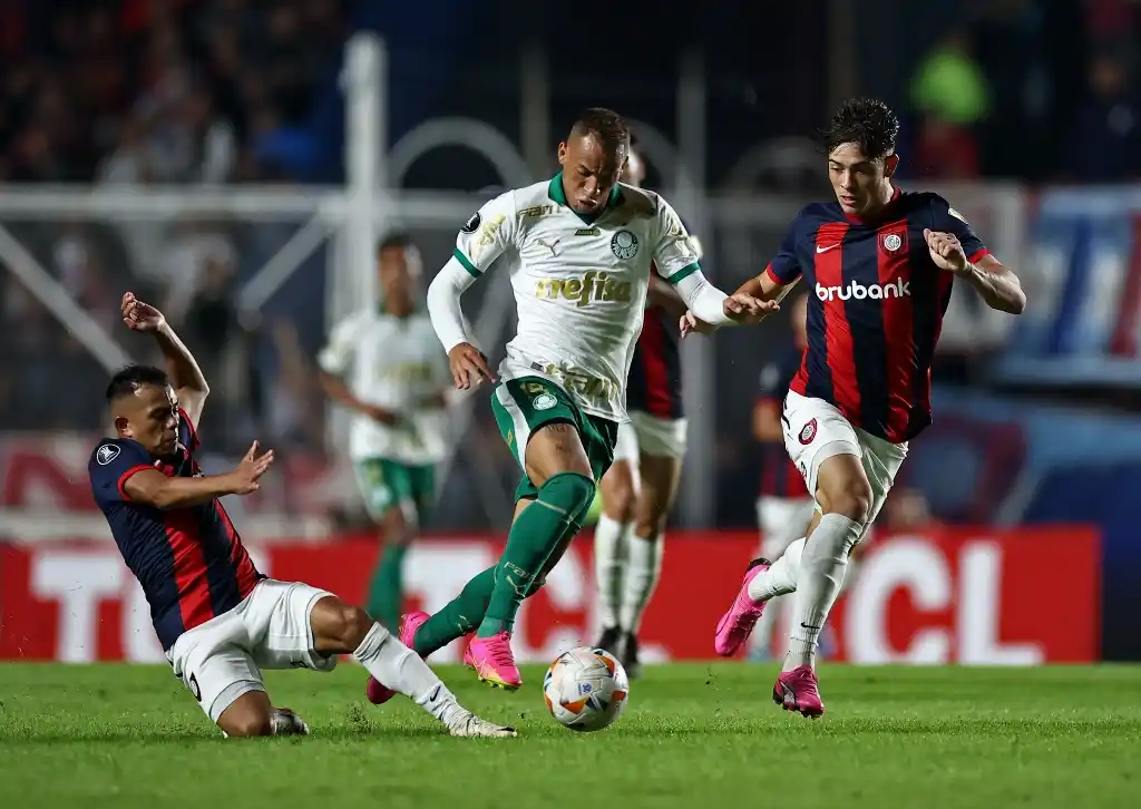 San Lorenzo no pudo ganar en su debut.