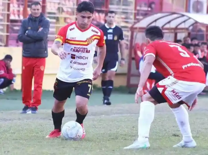 Sarmiento de La Banda sigue 
sumando y metió un triunfo más