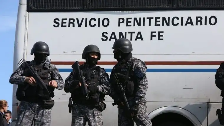 Imputaron a agentes penitenciarios por facilitar fuga de presos en la autopista