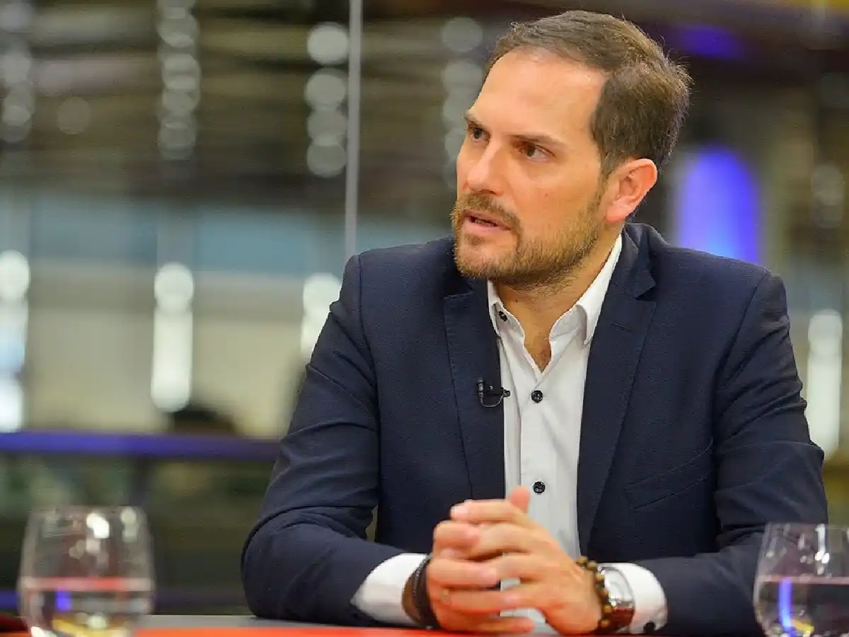 Martín Gill llega a San Francisco: se espera anuncio para las viviendas del Procrear