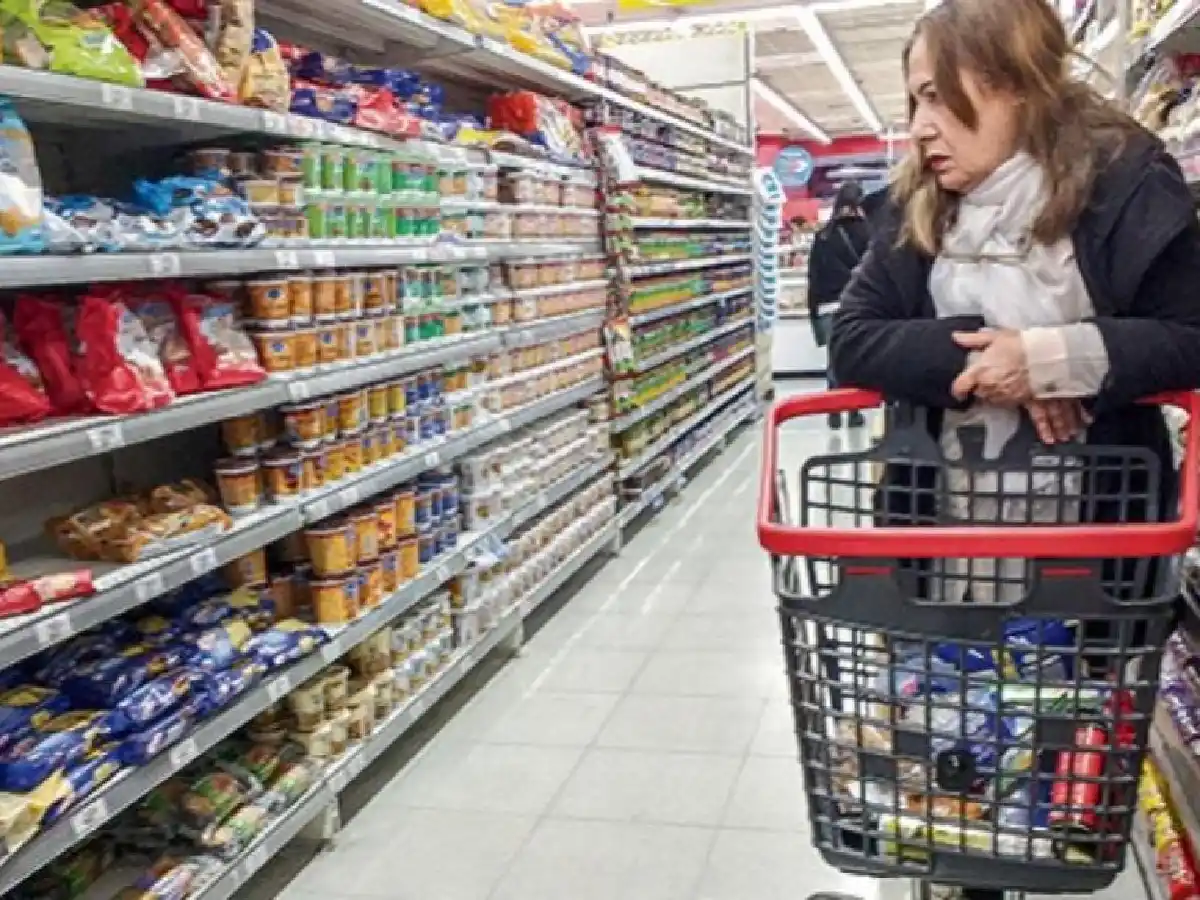 Se derrumbaron las ventas de agosto en Córdoba: casi 20%