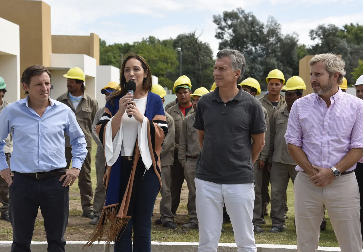 En medio del conflicto docente, Vidal acompañó a Macri en el relanzamiento del Procrear