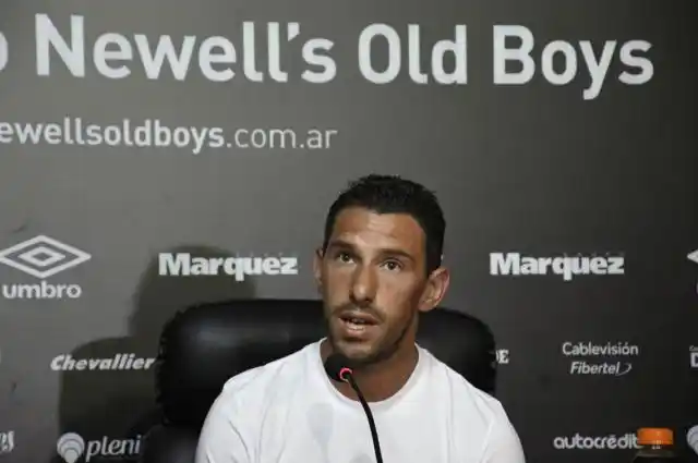 Maxi Rodríguez contra Rafael Bielsa: "Que venga y dé una mano"

