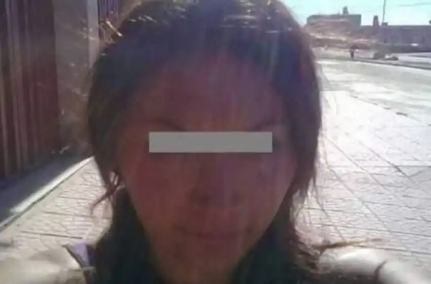 Una mujer grabó la brutal golpiza que le dio a su hijo de 3 años