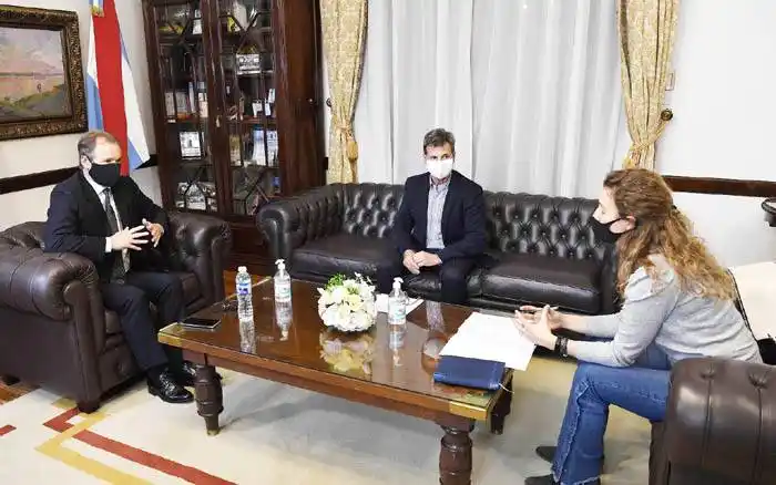 El gobernador repasó la agenda de obras de energía de la provincia