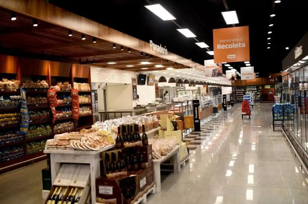 “Está pensado para pymes que no tenga un perfil exportador pero cuenten con productos para exportar y que tengan la correspondiente habilitación para exportación”, dijo a este medio Leandro Aglieri, presidente de la Fececo.