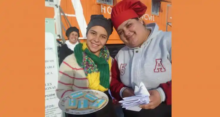 Delicias en celeste y blanco