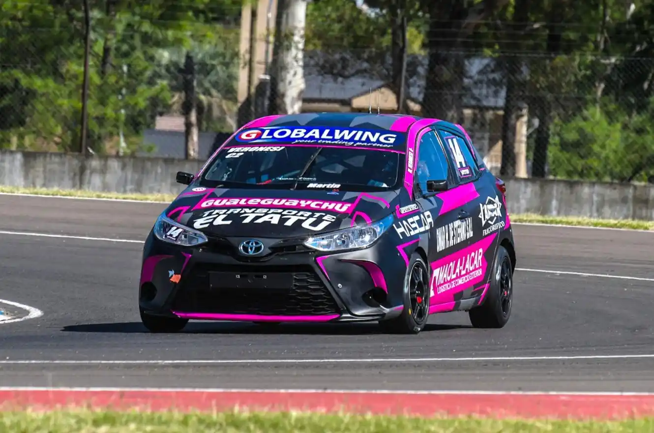 Veronesi sumó puntos importantes para mantenerse tercero en el campeonato.