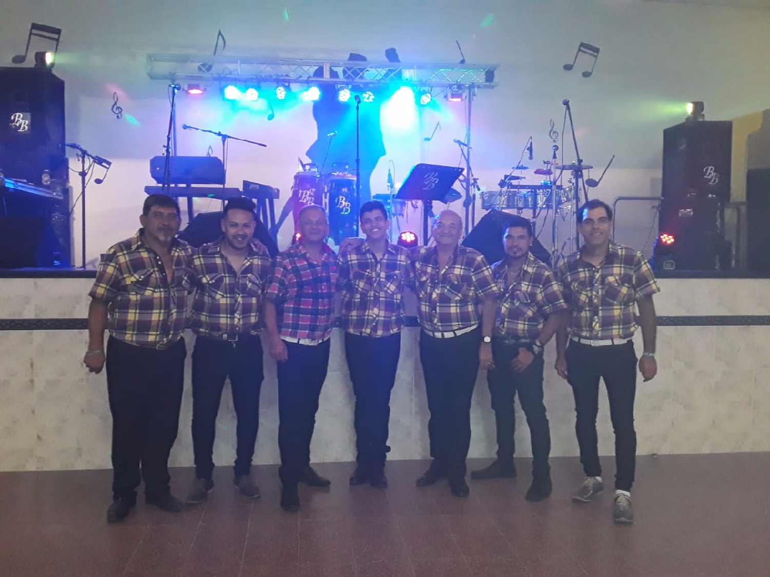 La Banda Brillante del maestro Claudio llega a los 40 años