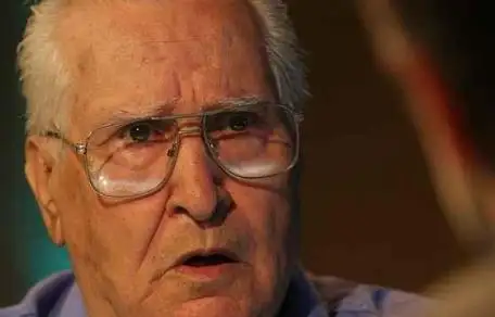 Murió Carlos Aurelio Martínez