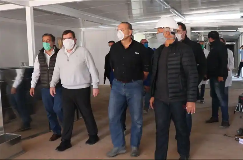 Video: Berni recorrió el avance la obra del Hospital Modular