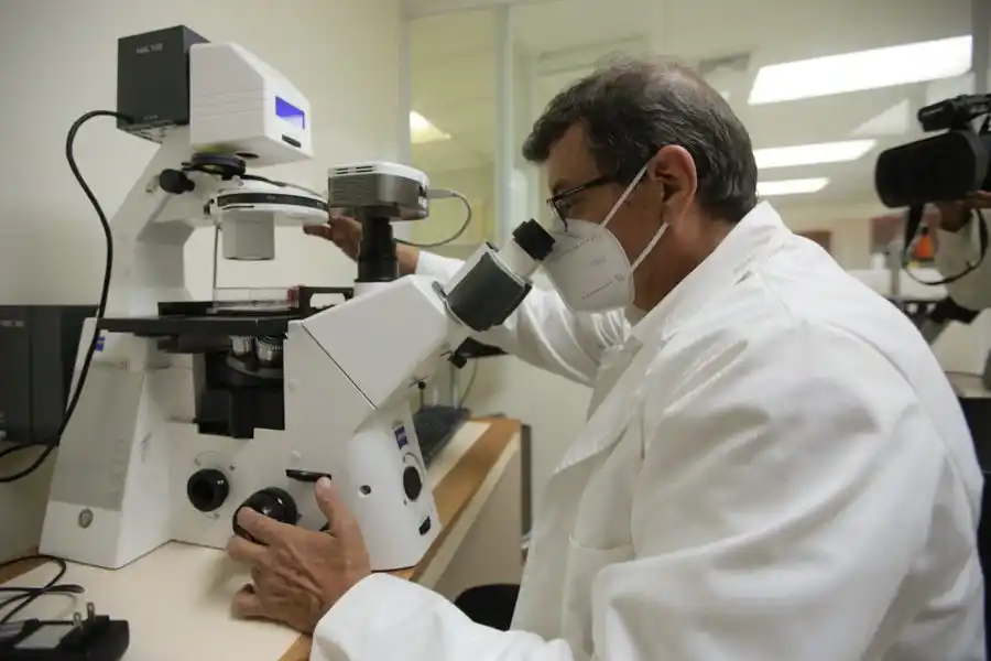 Maduro aprueba crear un Centro Nacional de Medicina Regenerativa