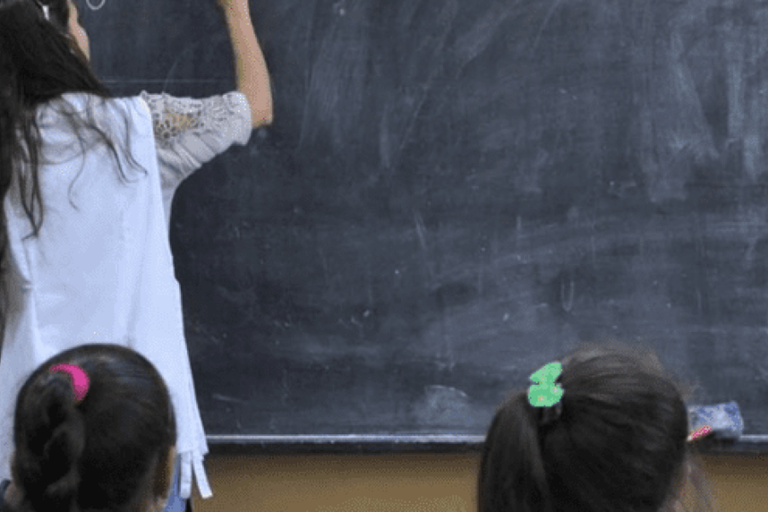 Asistencia Perfecta: más de 46 mil docentes cobrarán el incentivo mensual de octubre