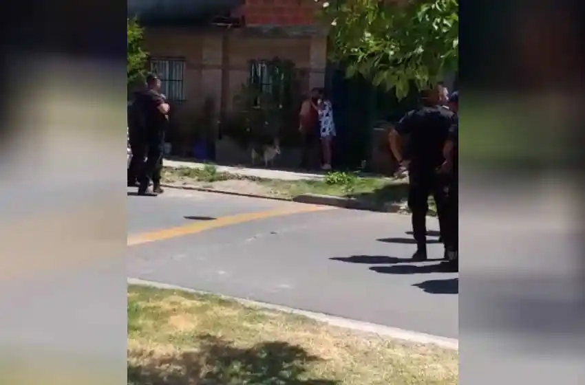 Impactante: un hombre armado tomó de rehén a una nena de 12 años