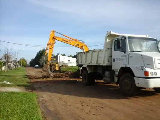Realizan trabajos previos a la pavimentación de calle Perigan 