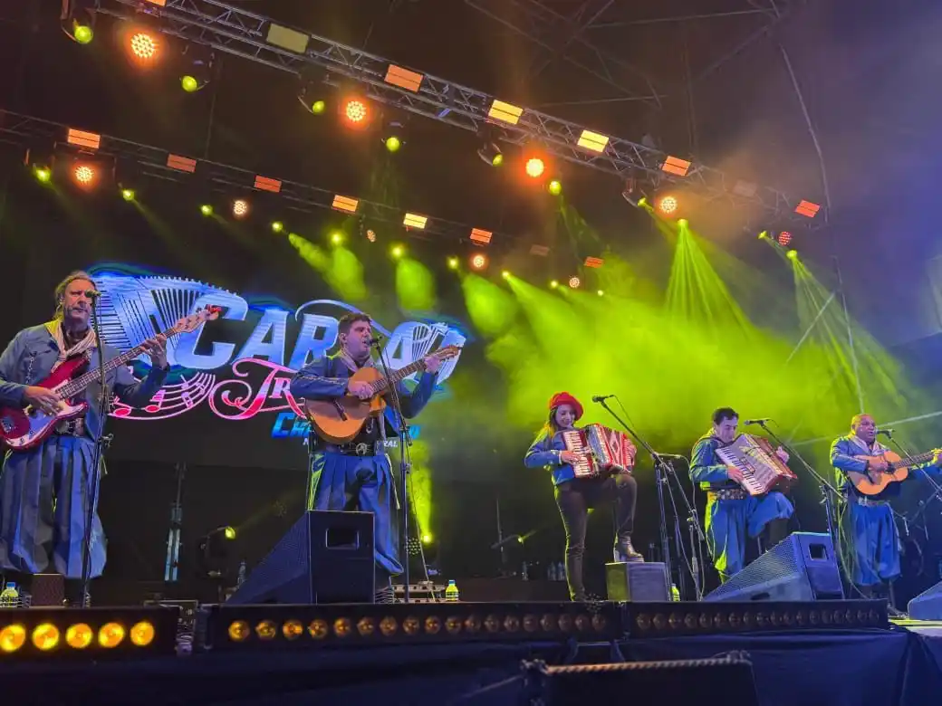 450 mil personas movilizadas y un impacto económico de $ 25 mil millones, el saldo turístico del fin de semana largo en la provincia - 3