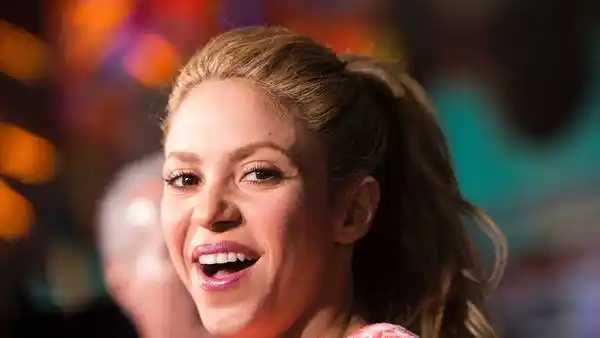 Duras críticas a Shakira por una donación que no fue