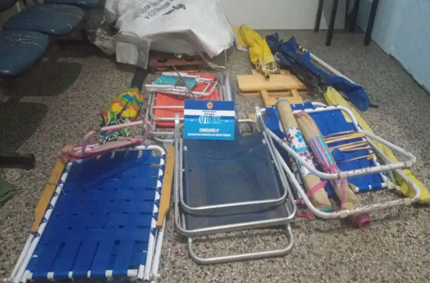 Detuvieron a un hombre sospechado de robar sombrillas, reposeras y mesas en zona norte