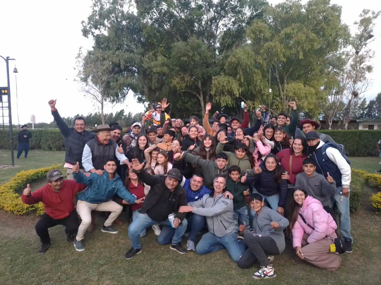 Turf: “El Negro Luis” brilló en el Gran Premio 25 de Mayo