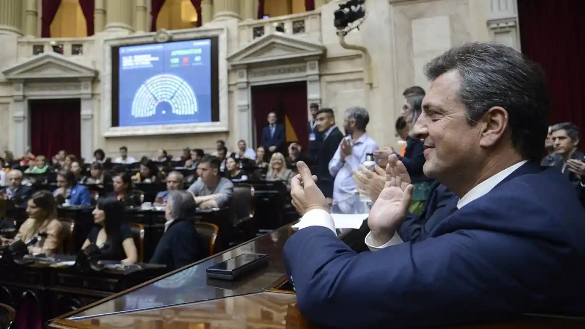 Se envió el proyecto de ley de Presupuesto 2024 pero se tratará después de las elecciones