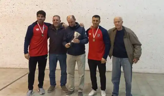 Ferro se impuso en el Provincial de paleta