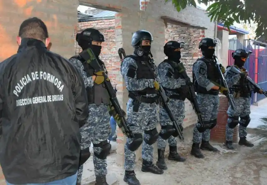 Desarticulan un centro de distribución de drogas en el 8 de octubre, hay un detenido