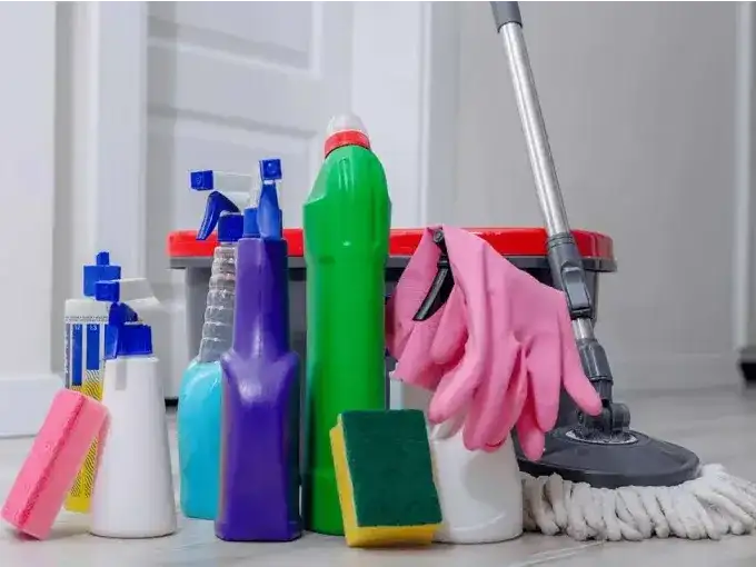 La ANMAT prohibió productos de limpieza y desinfectantes de la marca LOMIR por falta de registro y otras irregularidades