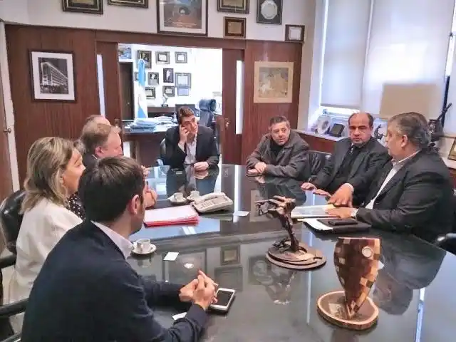 Reuniones por la reparación de avenidas de circunvalación
