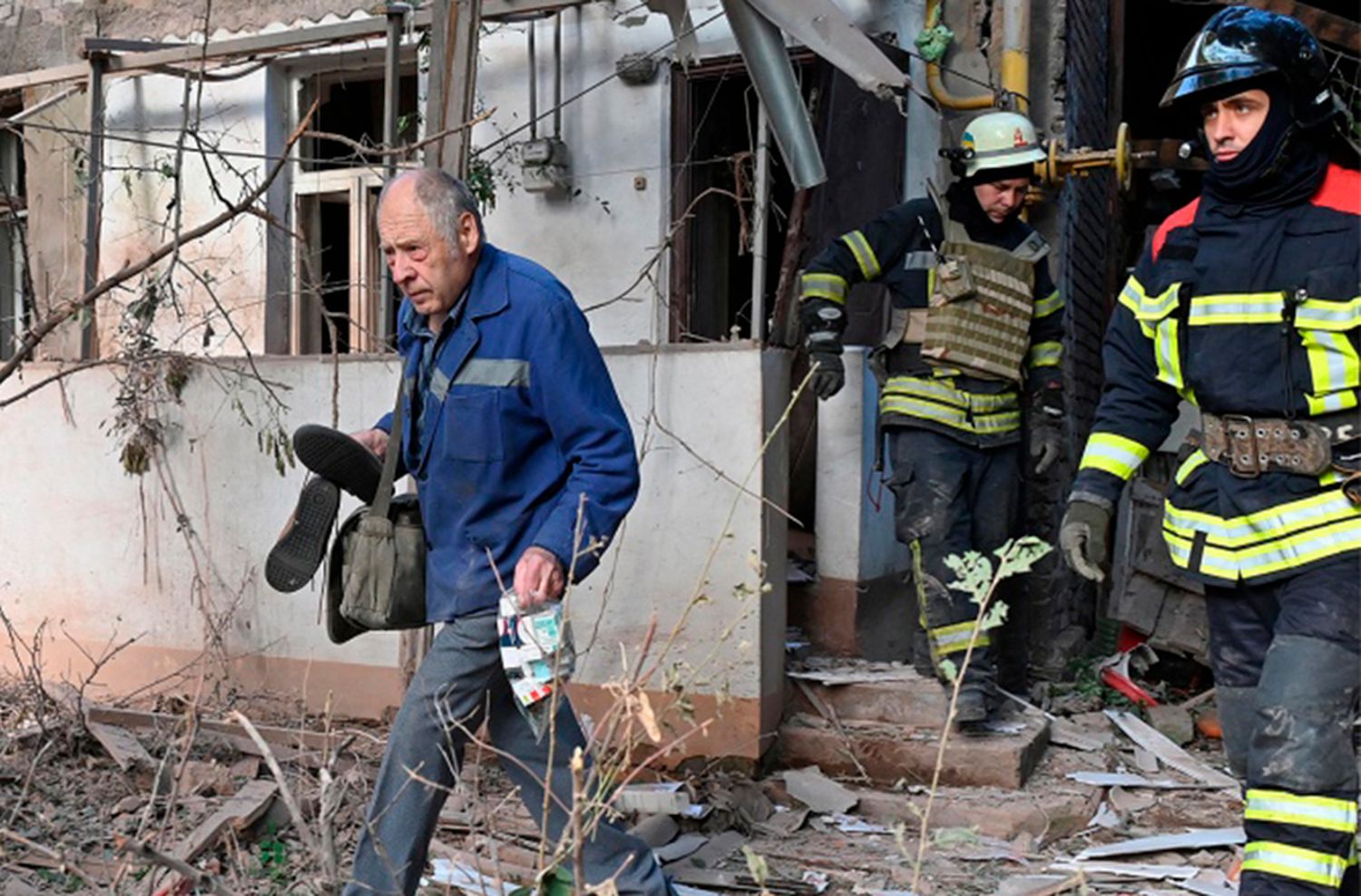 Al menos tres muertos por un ataque ruso en el centro de Ucrania