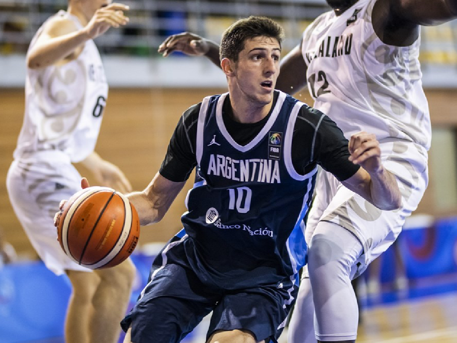 La Argentina, de la mano de Bolmaro,recuperó la sonrisa