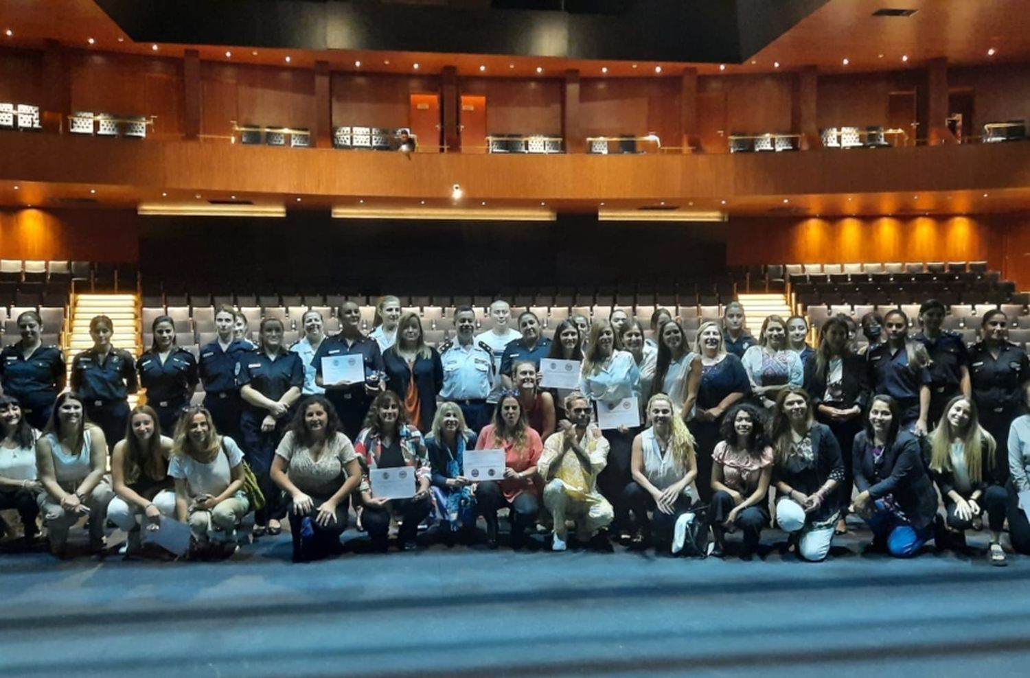 Día de la Mujer: "La mujer policía logró tener cargos que antes eran impensados"