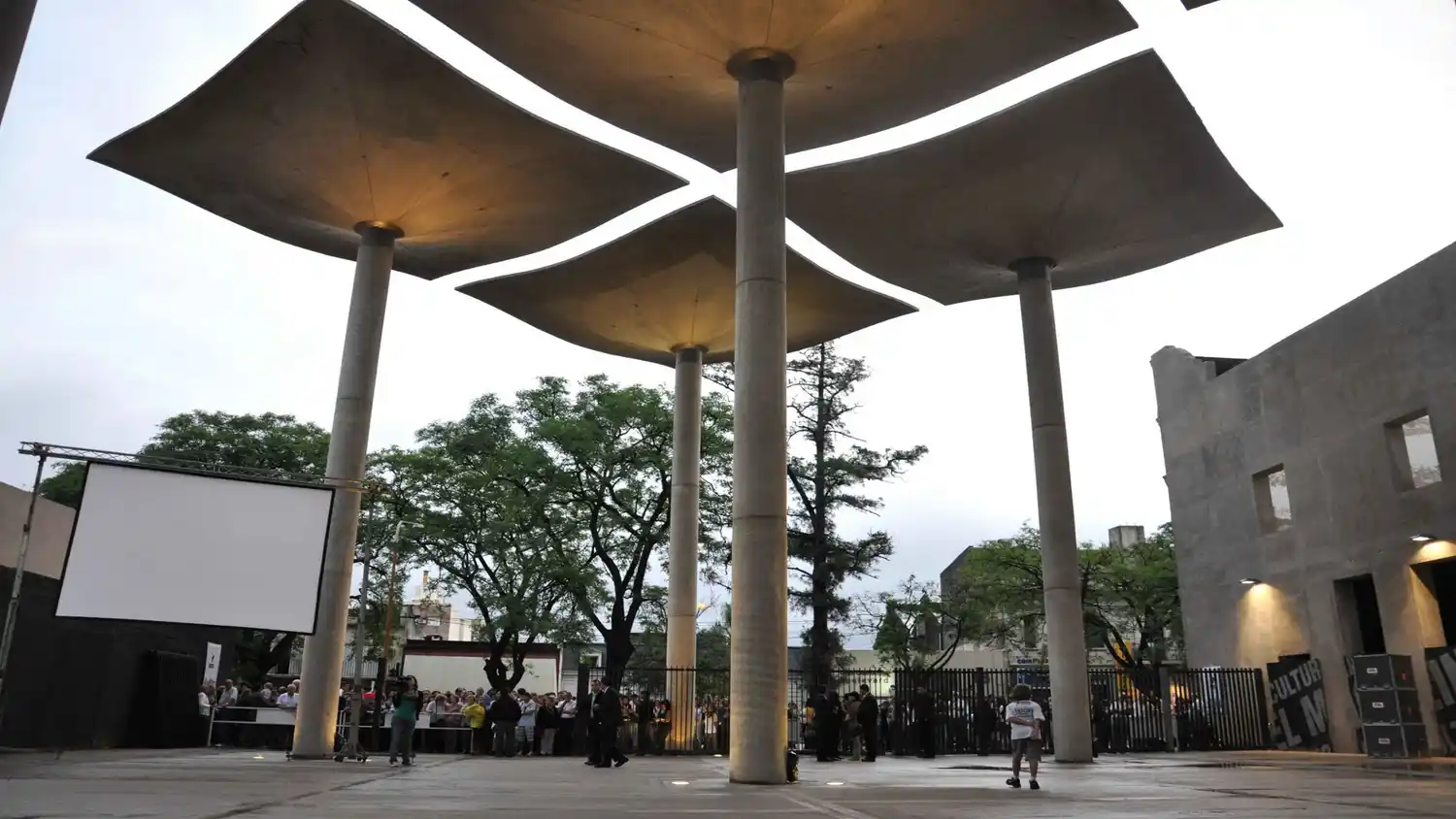 Se presentará el libro “Ciudades, campos, pueblos, islas”