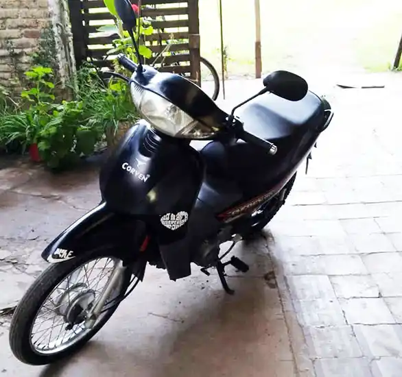 Otra moto robada, esta vez, en barrio Los Tilos